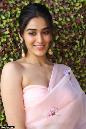 Sakshi-Vaidya-pics-29
