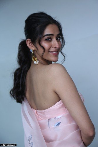 Sakshi-Vaidya-pics-49