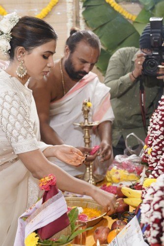 Samantha-Shakuntalam-Movie-Oppening-Photos-50