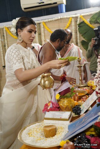 Samantha-Shakuntalam-Movie-Oppening-Photos-52