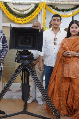 Samantha-Shakuntalam-Movie-Oppening-Photos-77