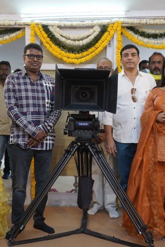 Samantha-Shakuntalam-Movie-Oppening-Photos-78