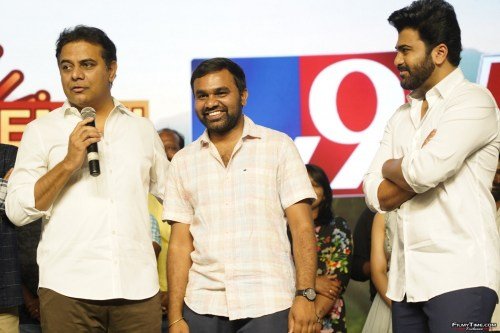 Sreekaaram-36