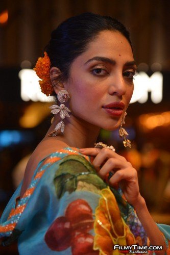 Shobitha-Doolipala-19
