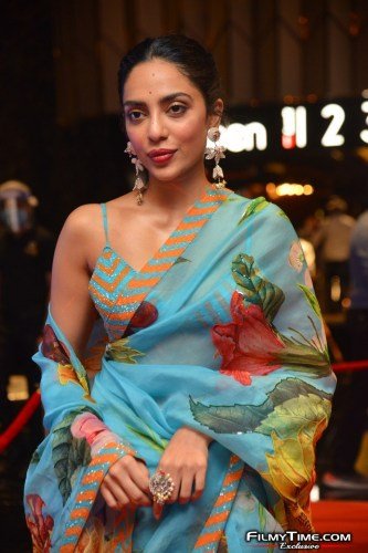 Shobitha-Doolipala-22
