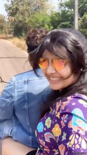 sreemukhi-goa-photos33