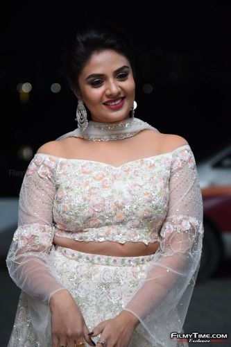Sreemukhi-Check-Pre-Release-14