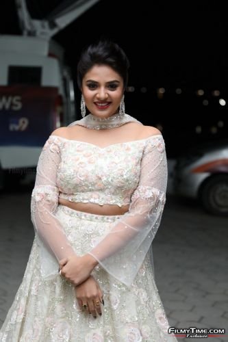 Sreemukhi-Check-Pre-Release-28