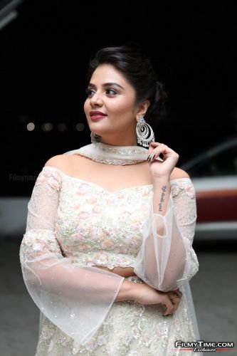 Sreemukhi-Check-Pre-Release-35
