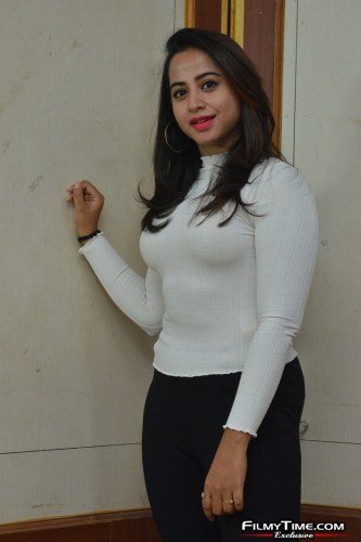 Swathi-Deekshith-6