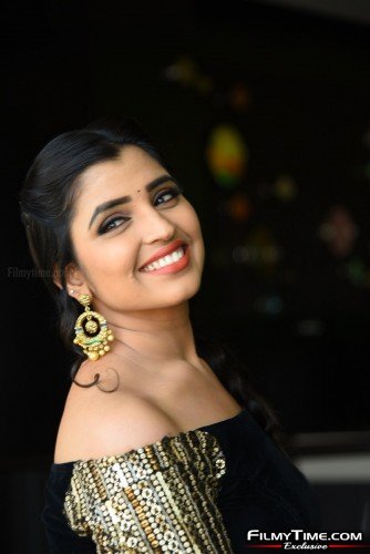 syamala-photos-aranya-event-36