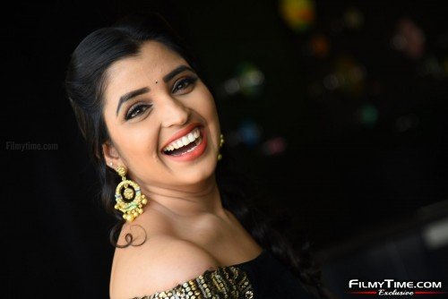 syamala-photos-aranya-event-40