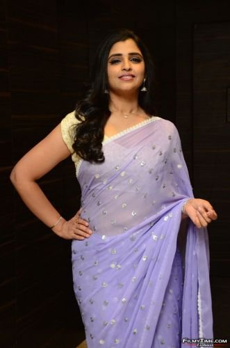 Anchor-shyamala-new-pics-16
