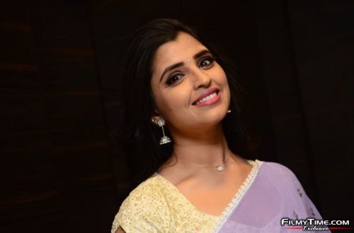 Anchor-shyamala-new-pics-46