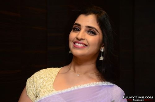 Anchor-shyamala-new-pics-47