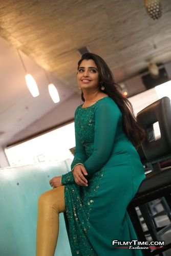 Anchor-Syamala-photos-new-36