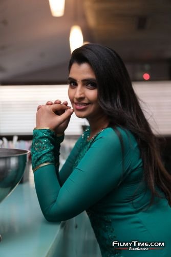 Anchor-Syamala-photos-new-45