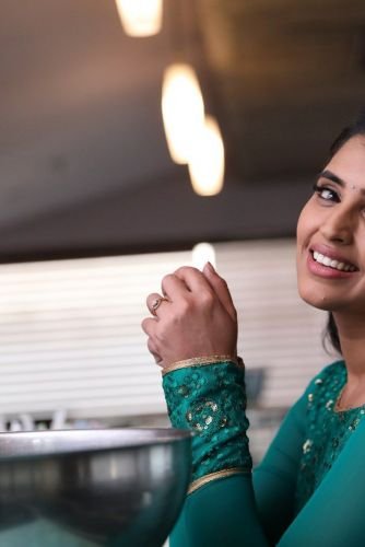 Anchor-Syamala-photos-new-48