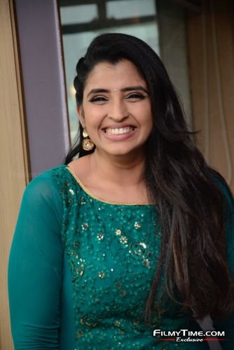 Anchor-Syamala-photos-new-71