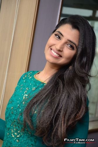 Anchor-Syamala-photos-new-78