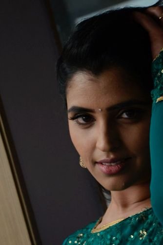 Anchor-Syamala-photos-new-81