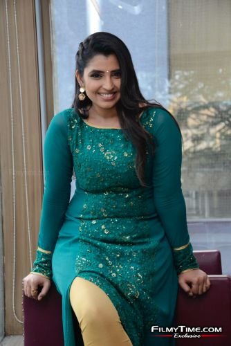 Anchor-Syamala-photos-new-88