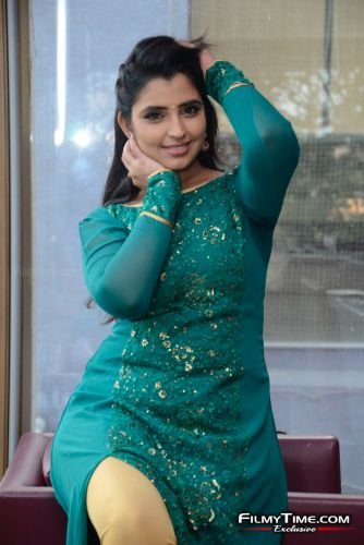 Anchor-Syamala-photos-new-91