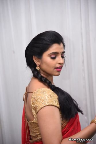 syamala-photos-at-uppena-bb-11