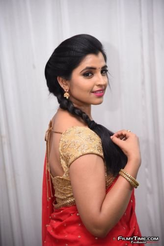 syamala-photos-at-uppena-bb-55