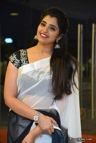 syamala-photos-akshara-prerelease-16
