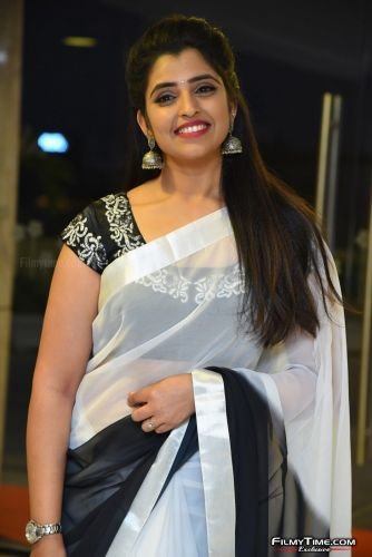 syamala-photos-akshara-prerelease-18