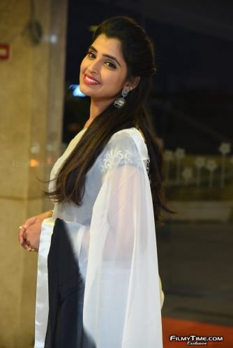 syamala-photos-akshara-prerelease-20