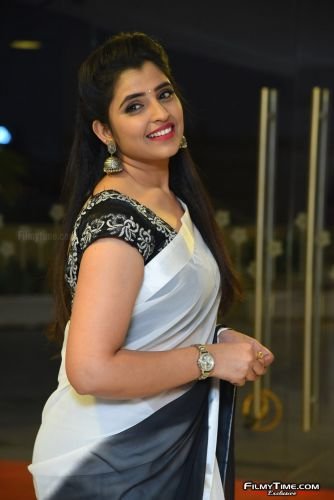 syamala-photos-akshara-prerelease-28