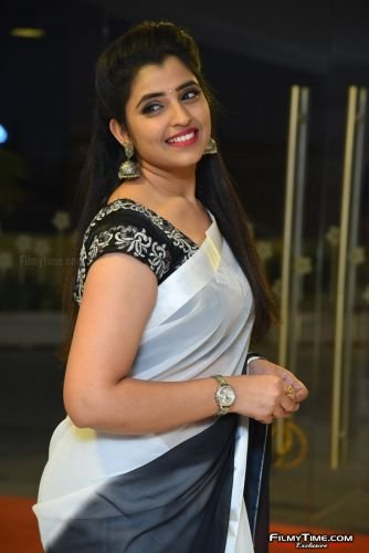 syamala-photos-akshara-prerelease-29