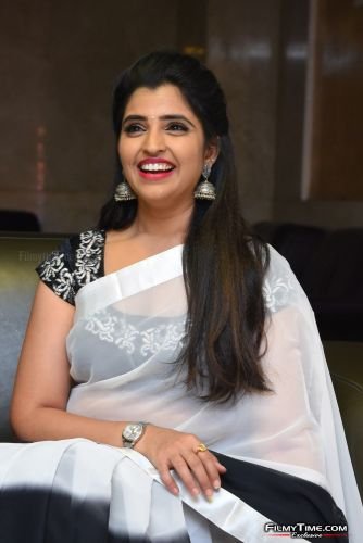 syamala-photos-akshara-prerelease-3