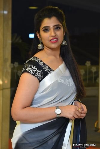 syamala-photos-akshara-prerelease-30