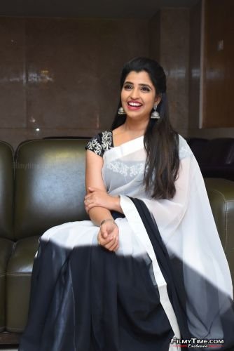 syamala-photos-akshara-prerelease-35