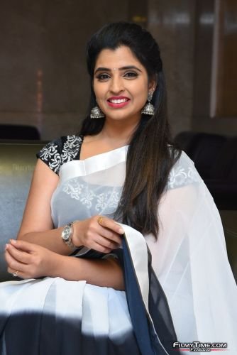 syamala-photos-akshara-prerelease-39