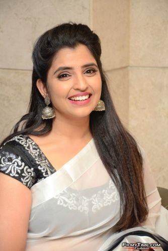 syamala-photos-akshara-prerelease-43