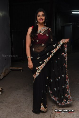 Anchro-Syamala-new-pics-56