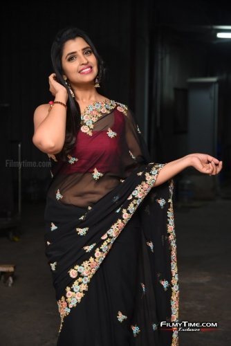 Anchro-Syamala-new-pics-63