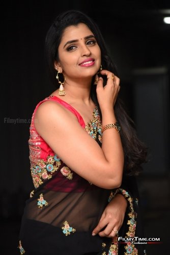 Anchro-Syamala-new-pics-79