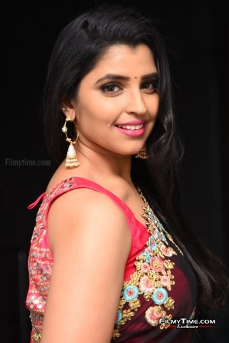 Anchro-Syamala-new-pics-84