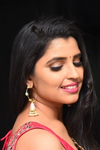 Anchro-Syamala-new-pics-94