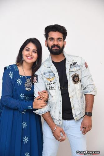 Telugu-abbayi-gujarat-ammayi-launch-23