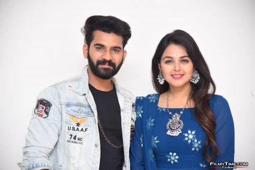 Telugu-abbayi-gujarat-ammayi-launch-5