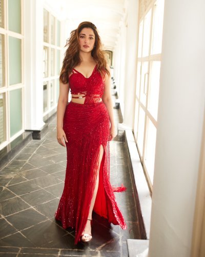 tamanna-latest-pics-15