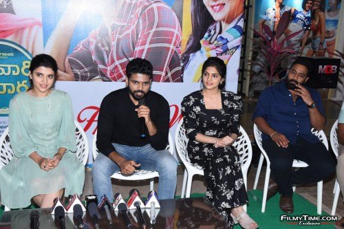 Telavarite-guruvaram-movie-Team-press-meet-at-MGB-mall-nellore-10