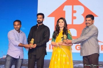 Uppena-Prerelease-pics-144