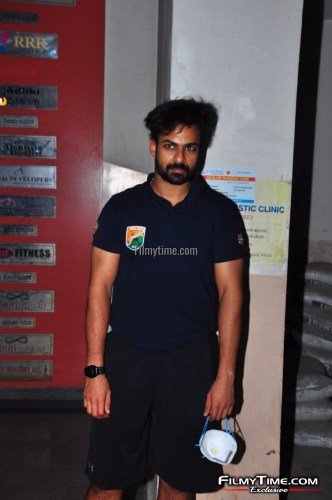 Vaishnav-Tej-Snapped-Shopping-In-Hyderabad-City-10